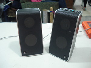 V20 Notebook Speakers