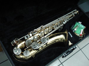 SAXOFON TENOR